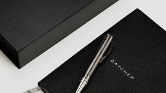 BAYCHER LUXURY WRITING INSTRUMENT AND NOTEBOOK